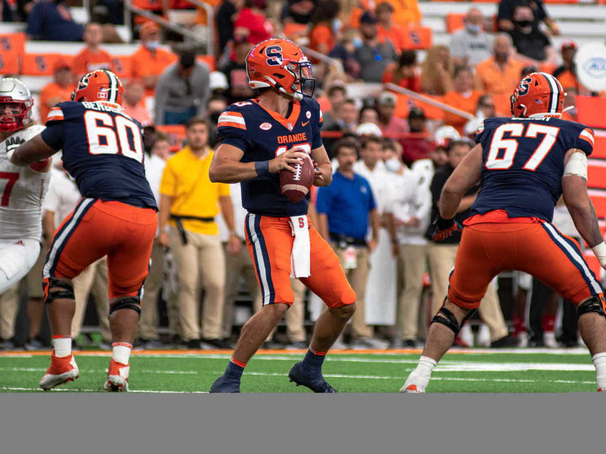 Eric Dungey Makes 2021 NFL Preseason Debut - Sports Illustrated Syracuse  Orange News, Analysis and More