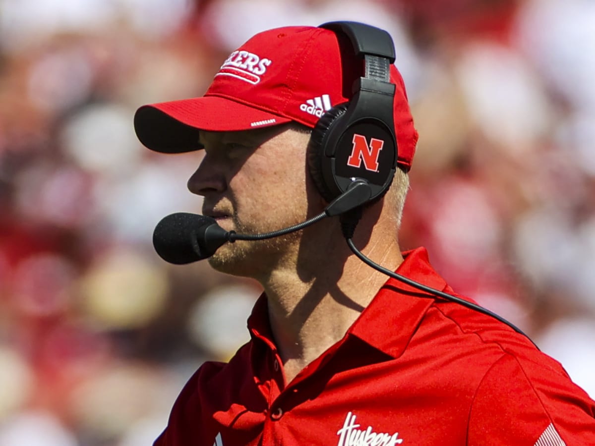 scott frost nu hat