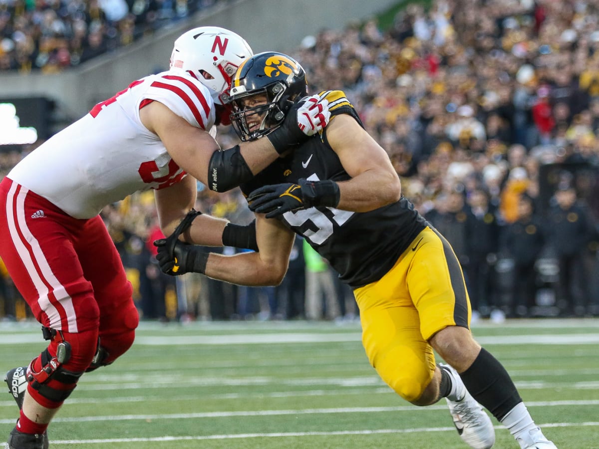 Iowa Football: ESPN cements Van Ness as first round pick in NFL draft