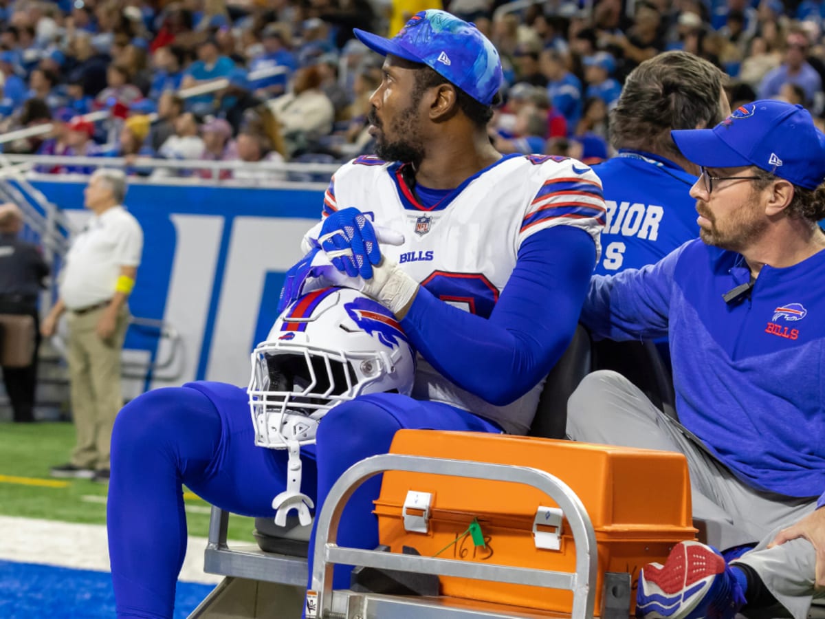 2 injured Bills stars lean on each other, and Von Miller, as they