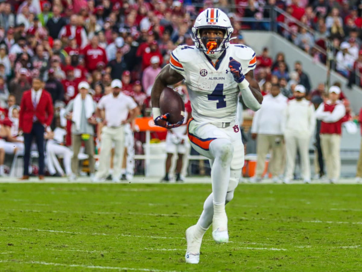 Cowboys add Auburn RB Tank Bigsby in latest NFL mock draft