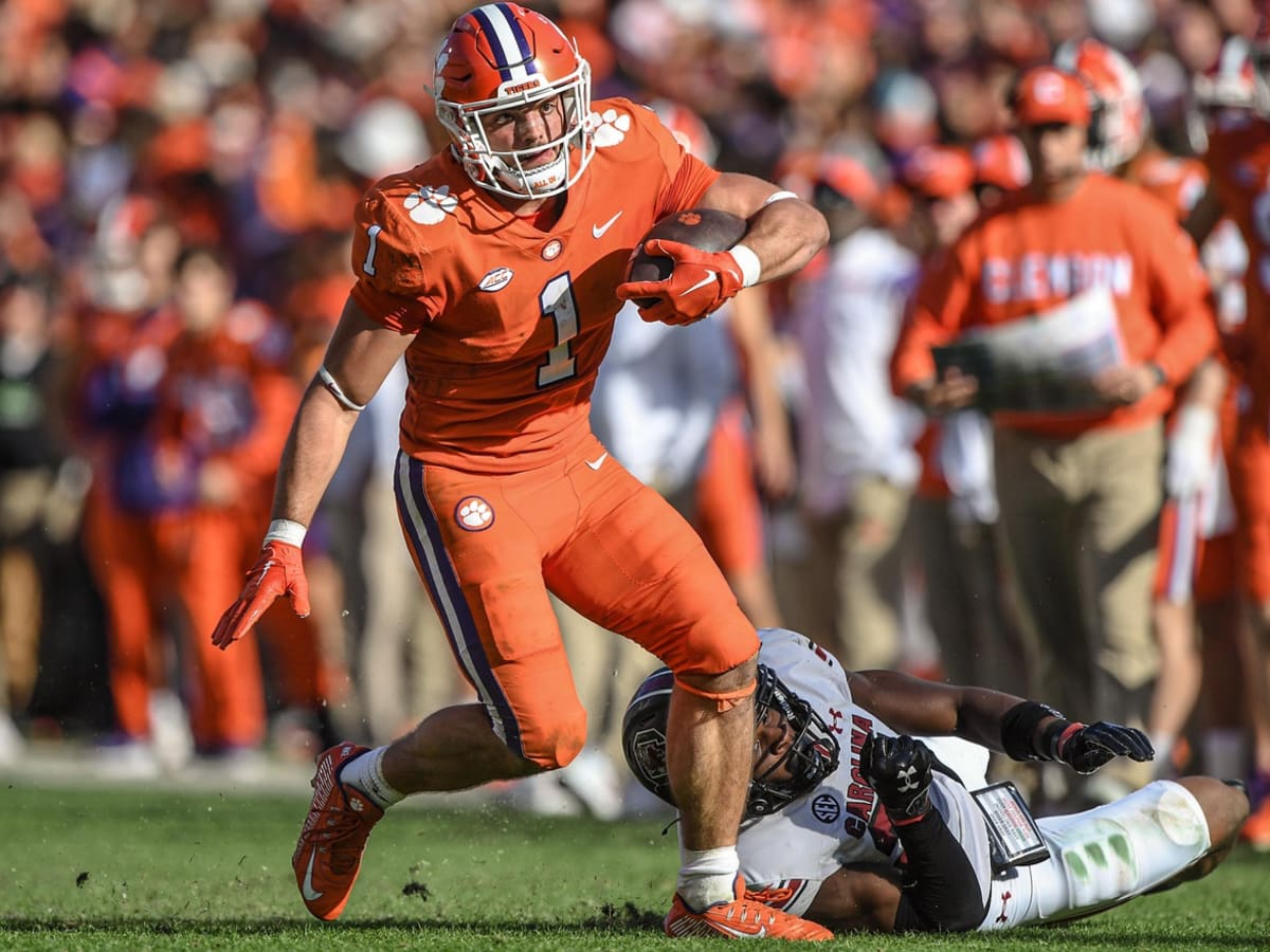 Clemson Tigers Downed By Georgia Bulldogs 2-0 - Sports Illustrated