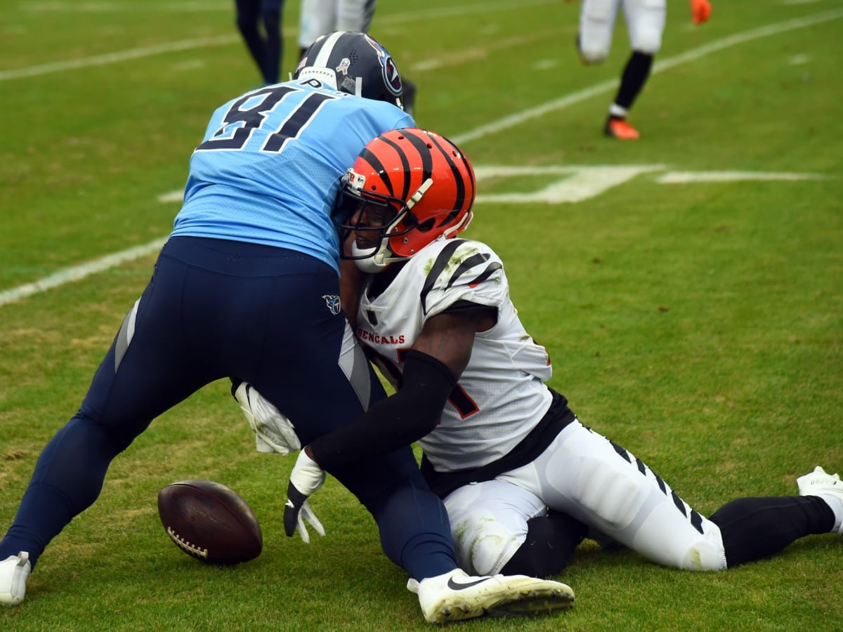 Bengals celebrate win over Titans — and Ravens' loss to Jaguars