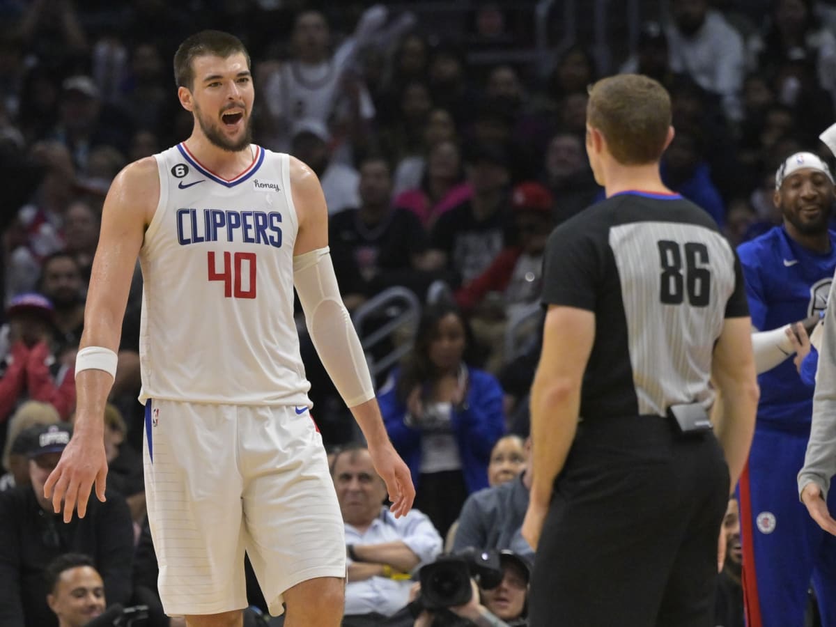 Zubac scores 31, pulls down 29 boards; Clippers beat Pacers - The