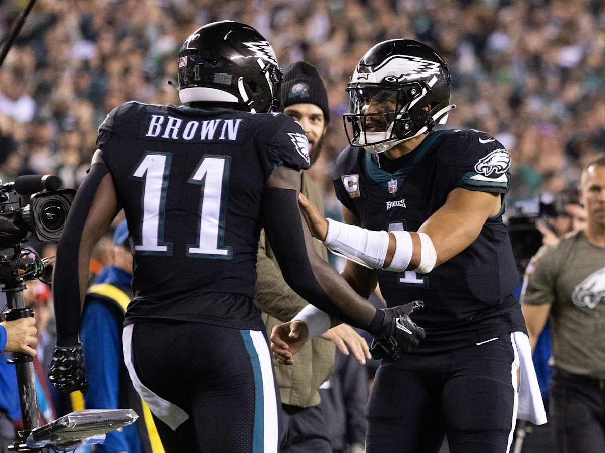 Eagles Will Be Back in Black - From Head to Toe This Time - on Sunday Night  - Sports Illustrated Philadelphia Eagles News, Analysis and More