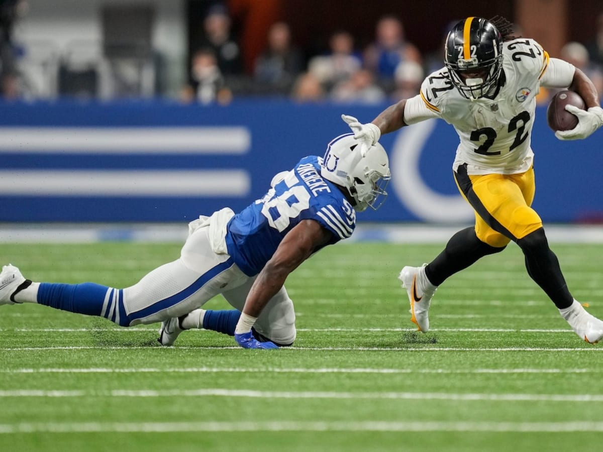 Najee Harris injury: Steelers RB suffers abdominal injury in Week 12 -  DraftKings Network