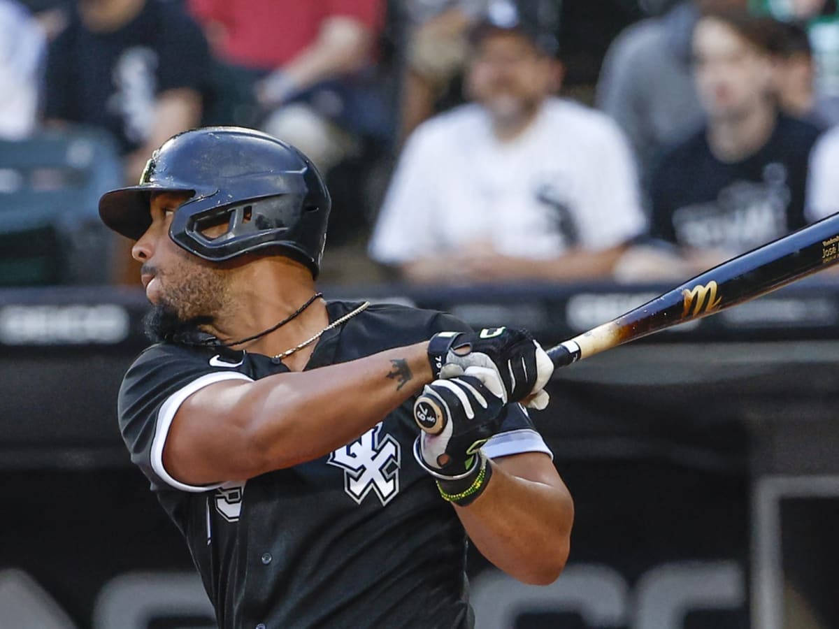 Struggling Houston Astros Star Jose Abreu Returns to Face Former Team -  Sports Illustrated Inside The Astros