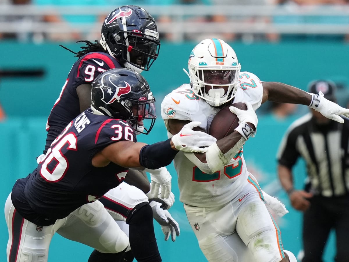 Miami Dolphins bringing back RB duo of Mostert, Wilson - CBS Miami