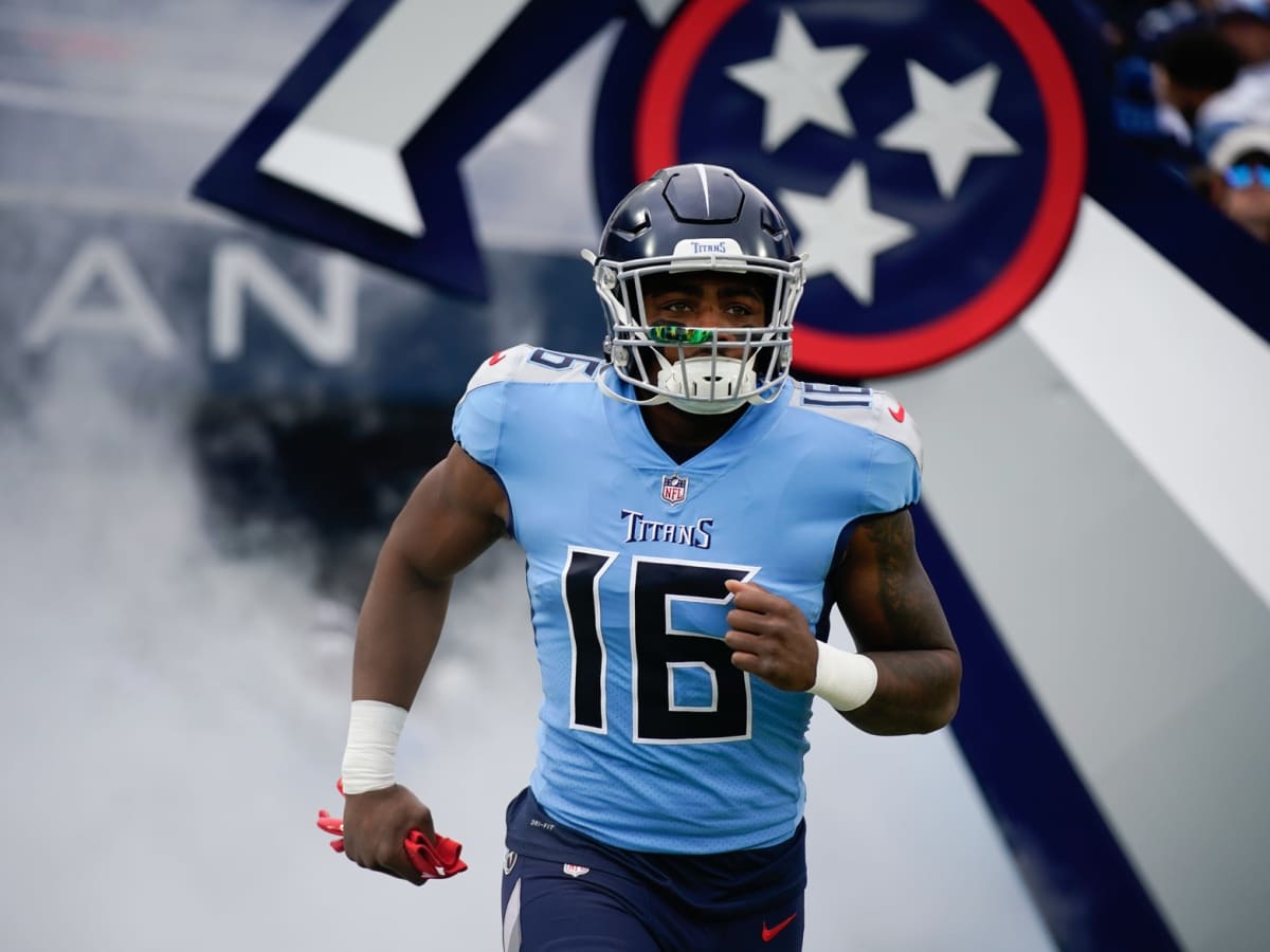 David Long Gets Comfortable as an NFL Starter - Sports Illustrated Tennessee  Titans News, Analysis and More