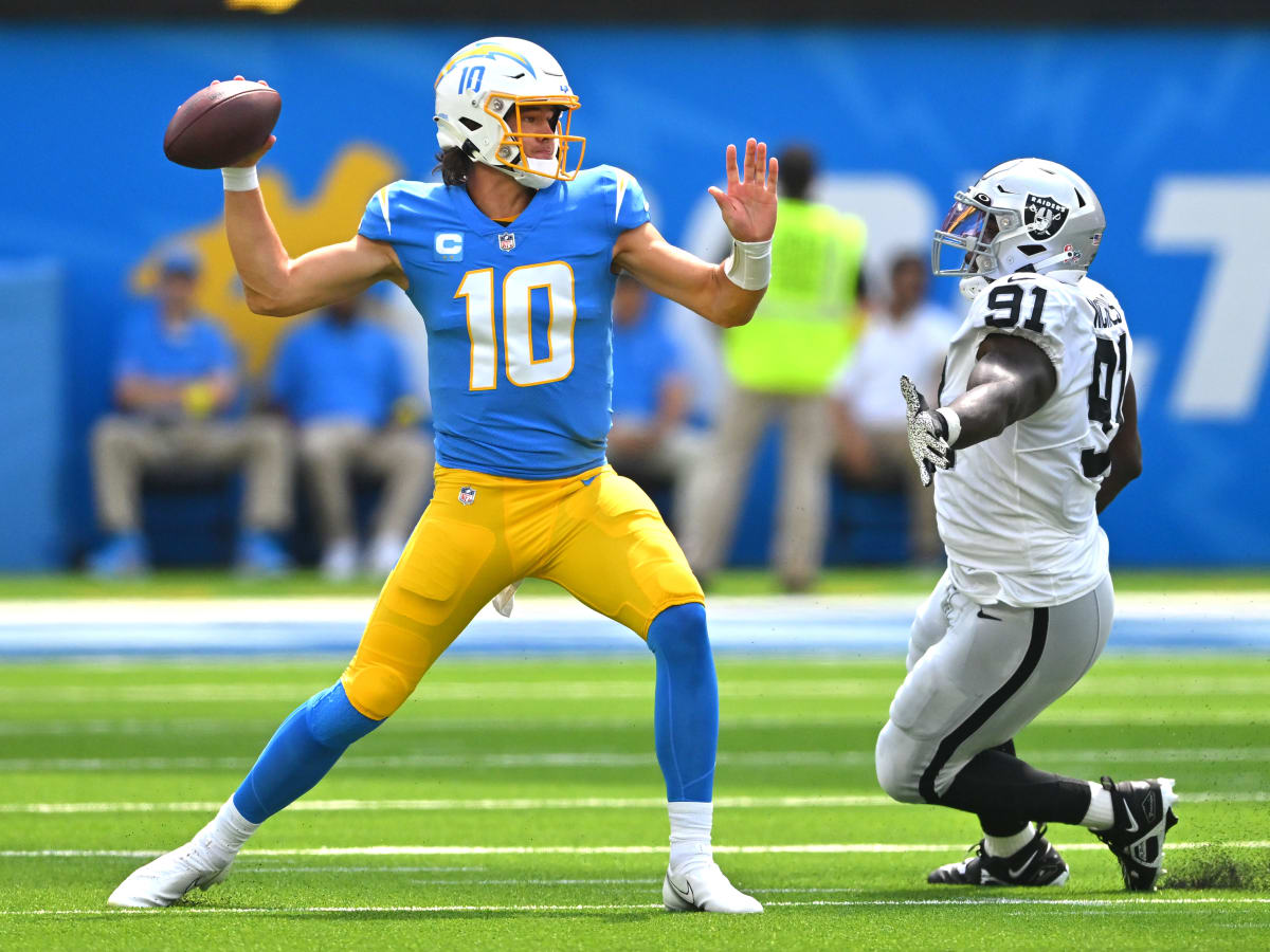 Raiders vs Chargers 2022 Week 13: Game preview and prediction