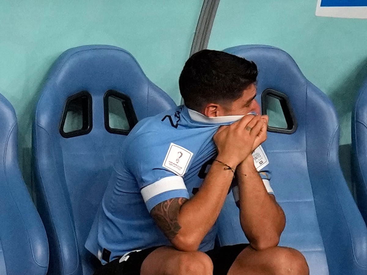 They don't respect us' - Luis Suarez reacts to 'painful' World Cup exit  with Uruguay - Eurosport