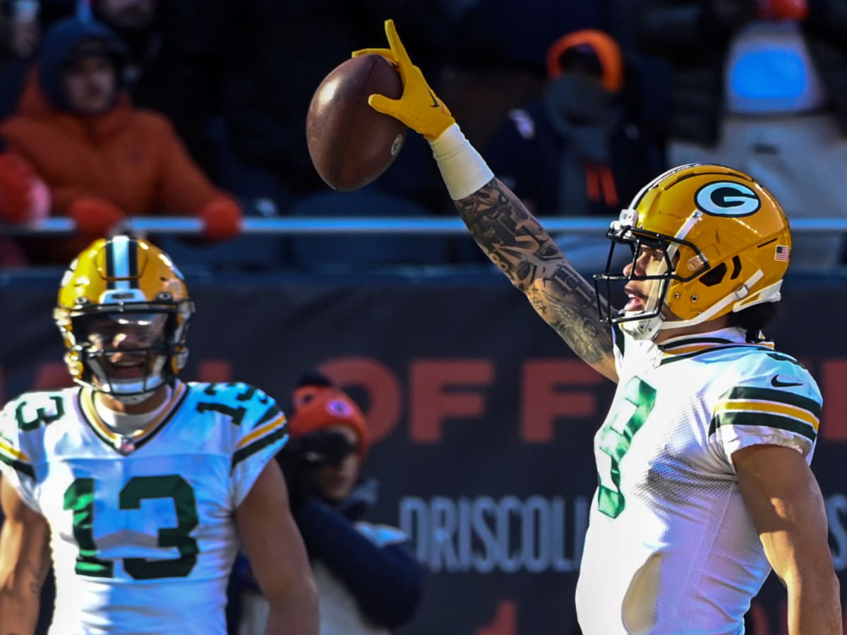 Packers become winningest team in NFL history, soured by Rodgers