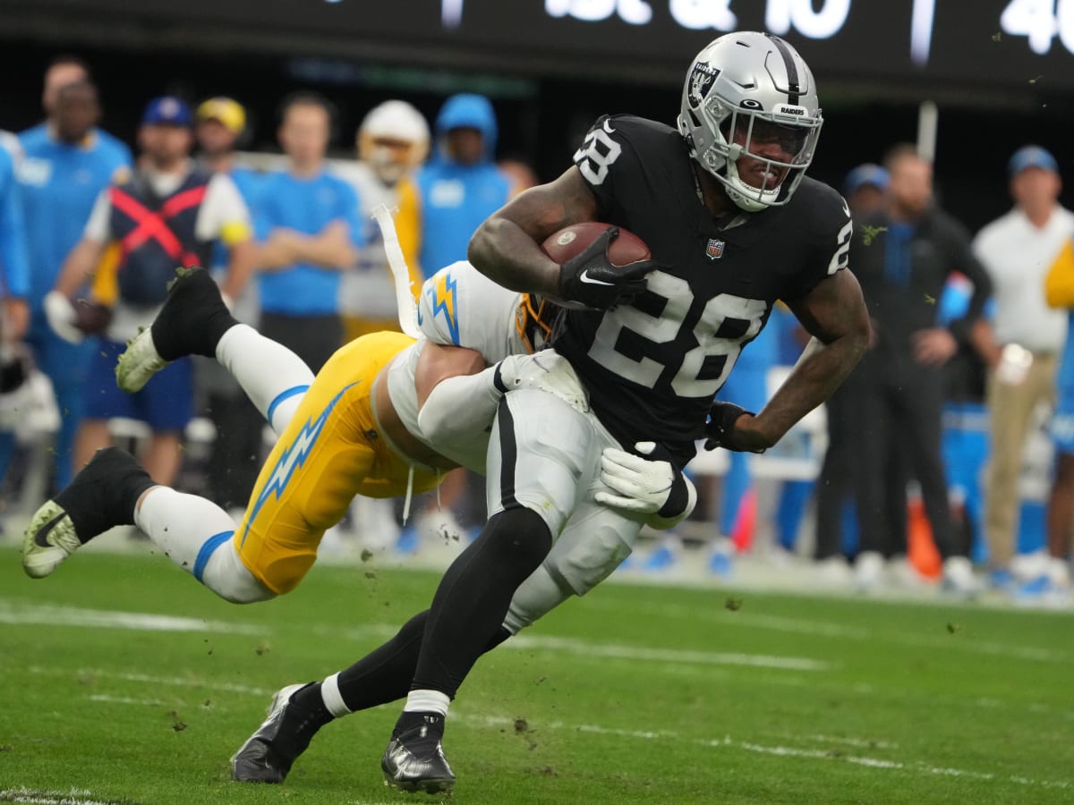 Las Vegas Raiders Josh Jacobs is staying in shape while away. - Sports  Illustrated Las Vegas Raiders News, Analysis and More