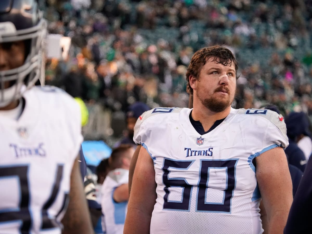 Texans center Ben Jones agrees to deal with AFC South rival Titans