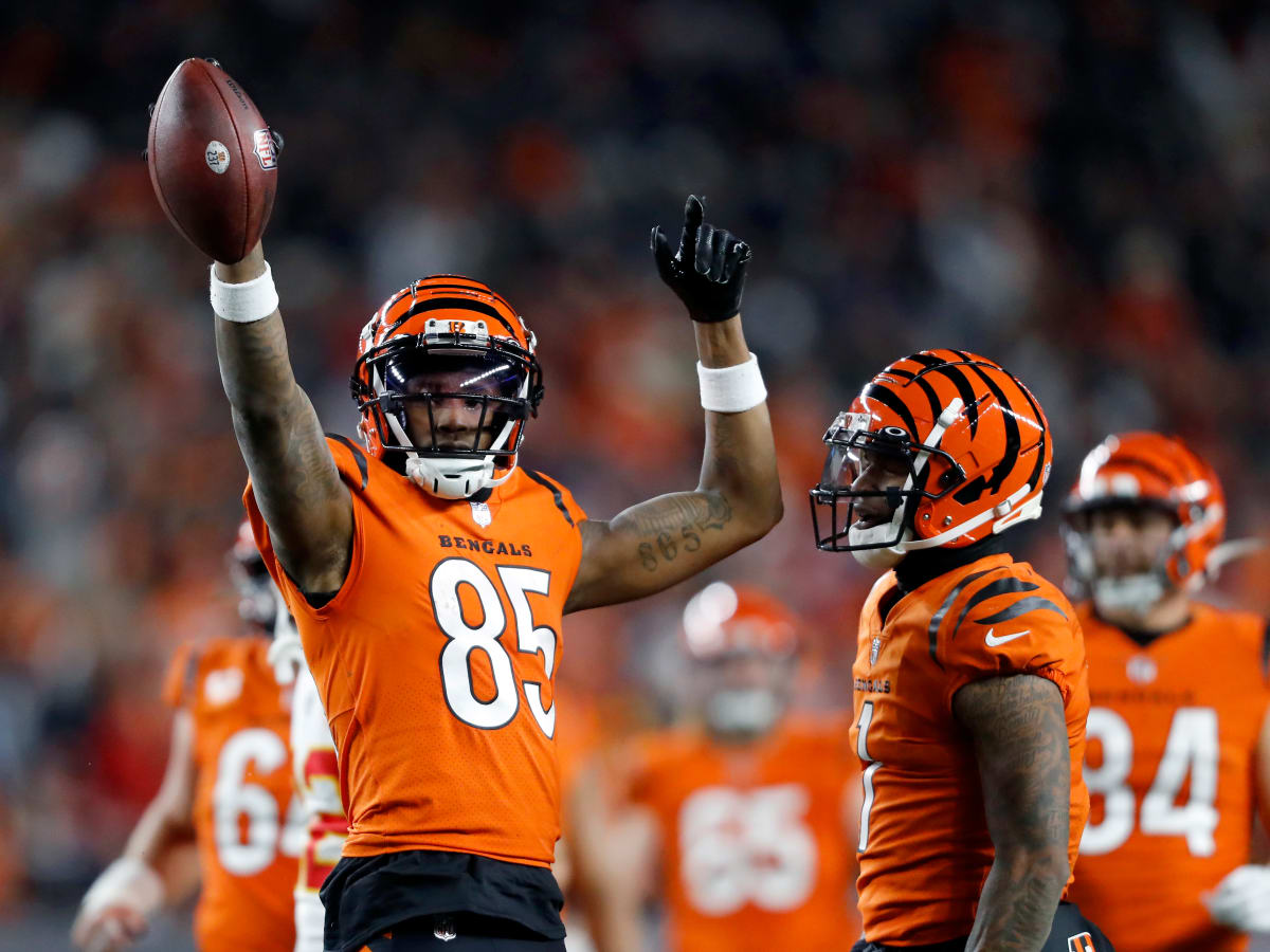 Bengals make statement outside of locker room: “They gotta play us