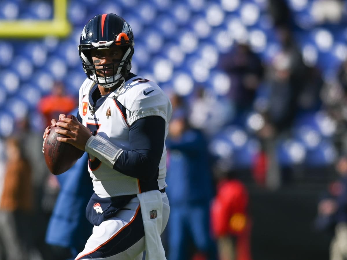 History Reveals What Denver Broncos Should do With Slumping Russell Wilson  - Sports Illustrated Mile High Huddle: Denver Broncos News, Analysis and  More