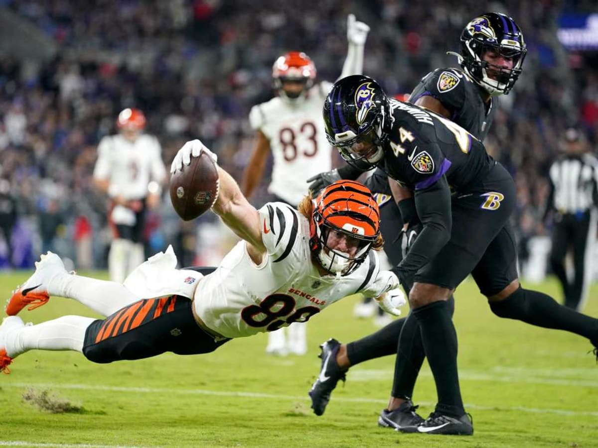 Bengals rout Ravens, 41-17, to move into first-place tie in AFC North