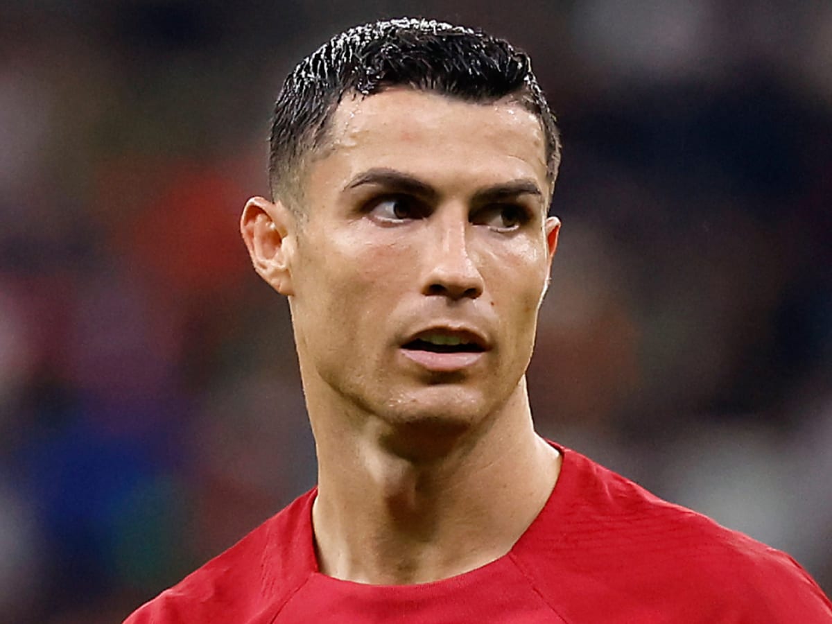 60 Amazing Cristiano Ronaldo Hairstyle and Haircut Ideas in 2024 (With  Pictures)