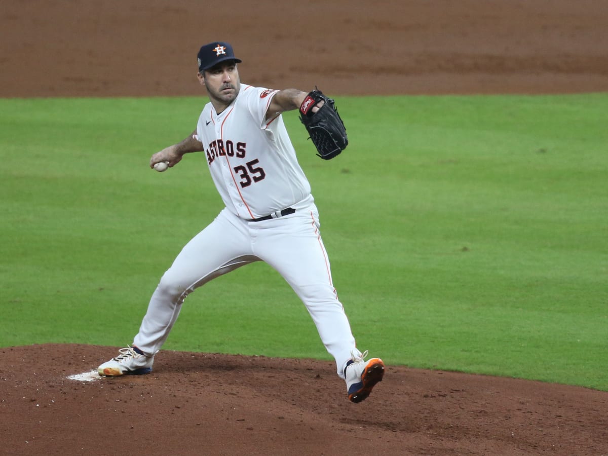 MLB Offseason Rumors: Justin Verlander re-signs with the Houston Astros -  Over the Monster