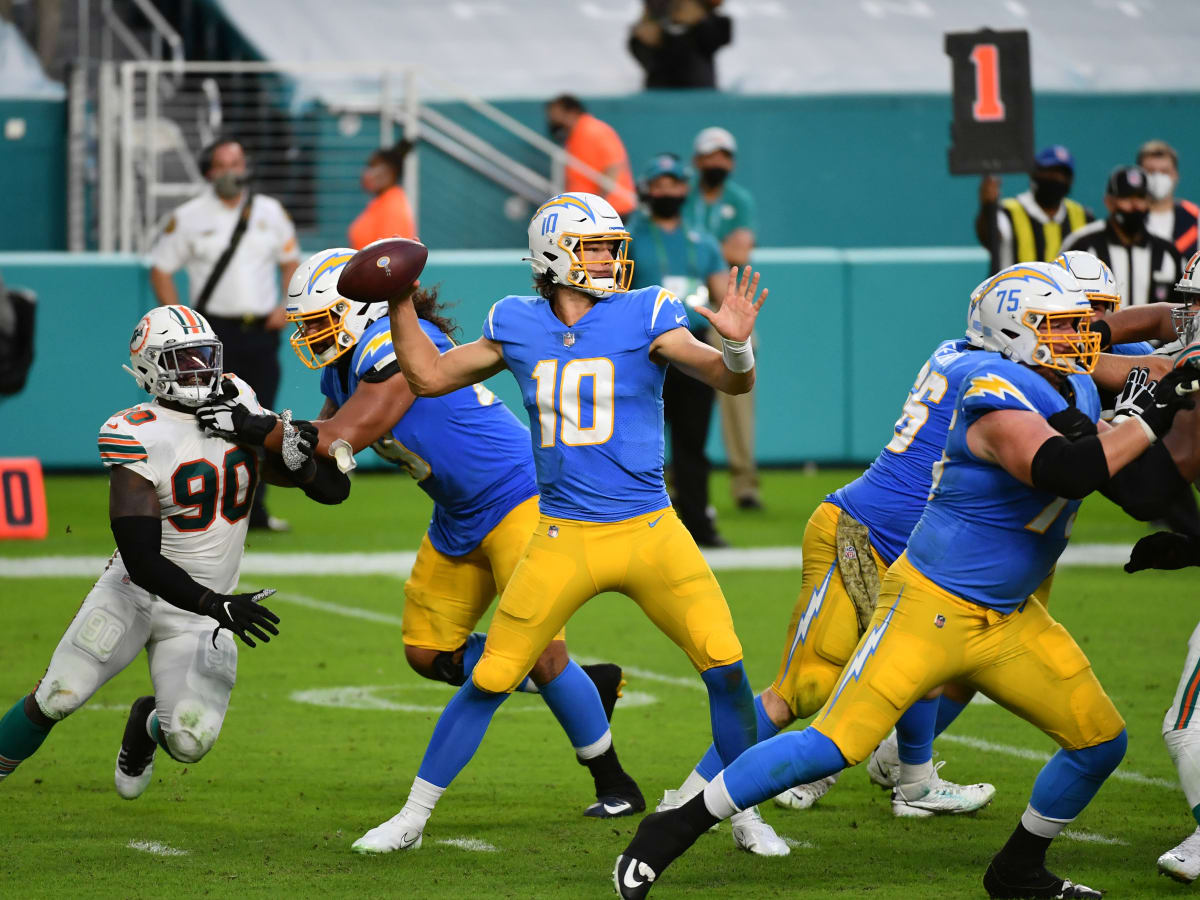 Los Angeles Chargers vs. Miami Dolphins Betting Odds: Week 14 Point Spread,  Moneyline, Over/Under - Sports Illustrated Los Angeles Chargers News,  Analysis and More