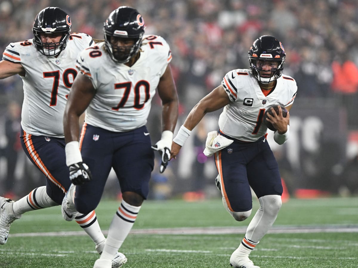 Bears rookie LT Braxton Jones looking to be a cornerstone - Chicago  Sun-Times