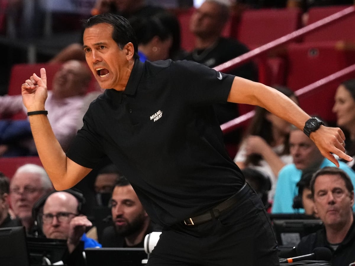 Heat's Erik Spoelstra says more inexperienced referees means feeling out  period for players, coaches: 'Everybody feels out of there comfort zone