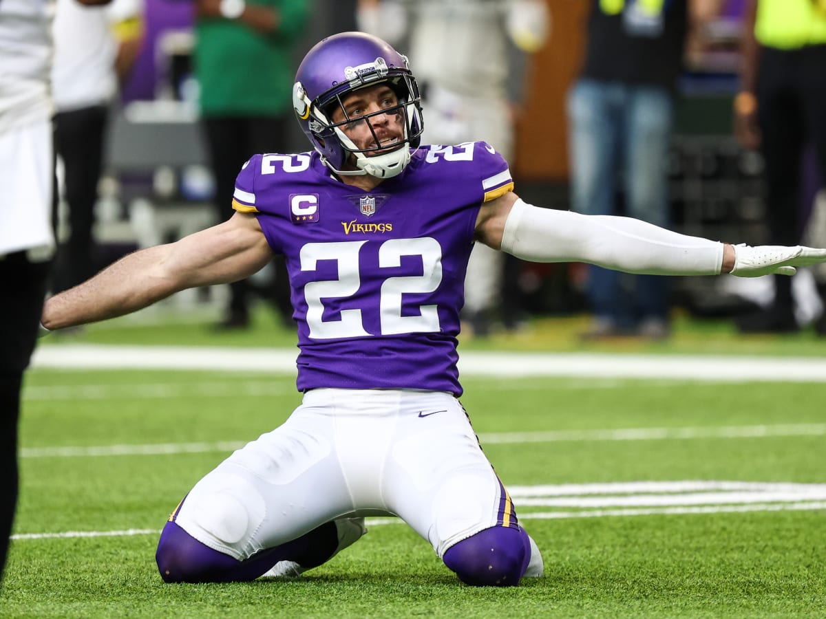 Report: Christian Darrisaw, Harrison Smith OUT for Vikings against Lions -  Daily Norseman