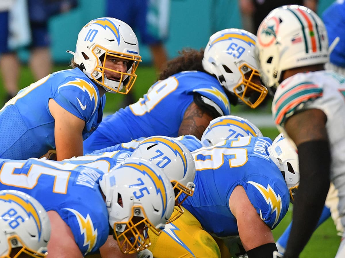 BFTB Roundtable: Chargers vs. Dolphins Week 14 score predictions