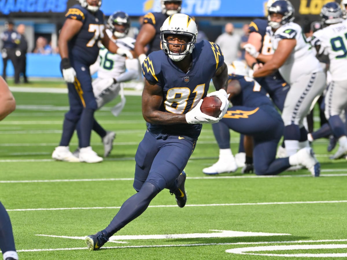 Los Angeles Chargers vs. Miami Dolphins Week 14 Injury Report: Wednesday -  Sports Illustrated Los Angeles Chargers News, Analysis and More