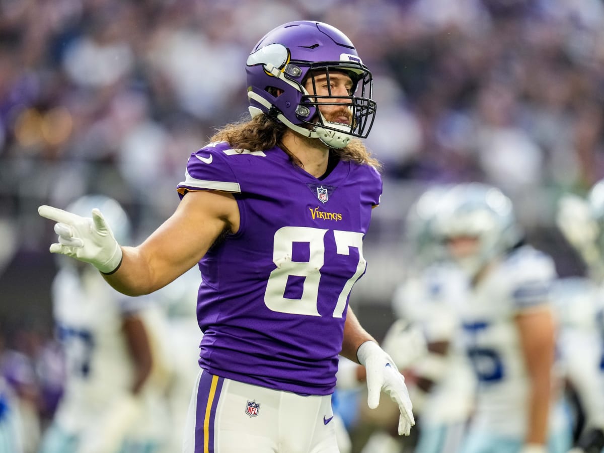 From small-town Iowa to Vikings, T.J. Hockenson developing into