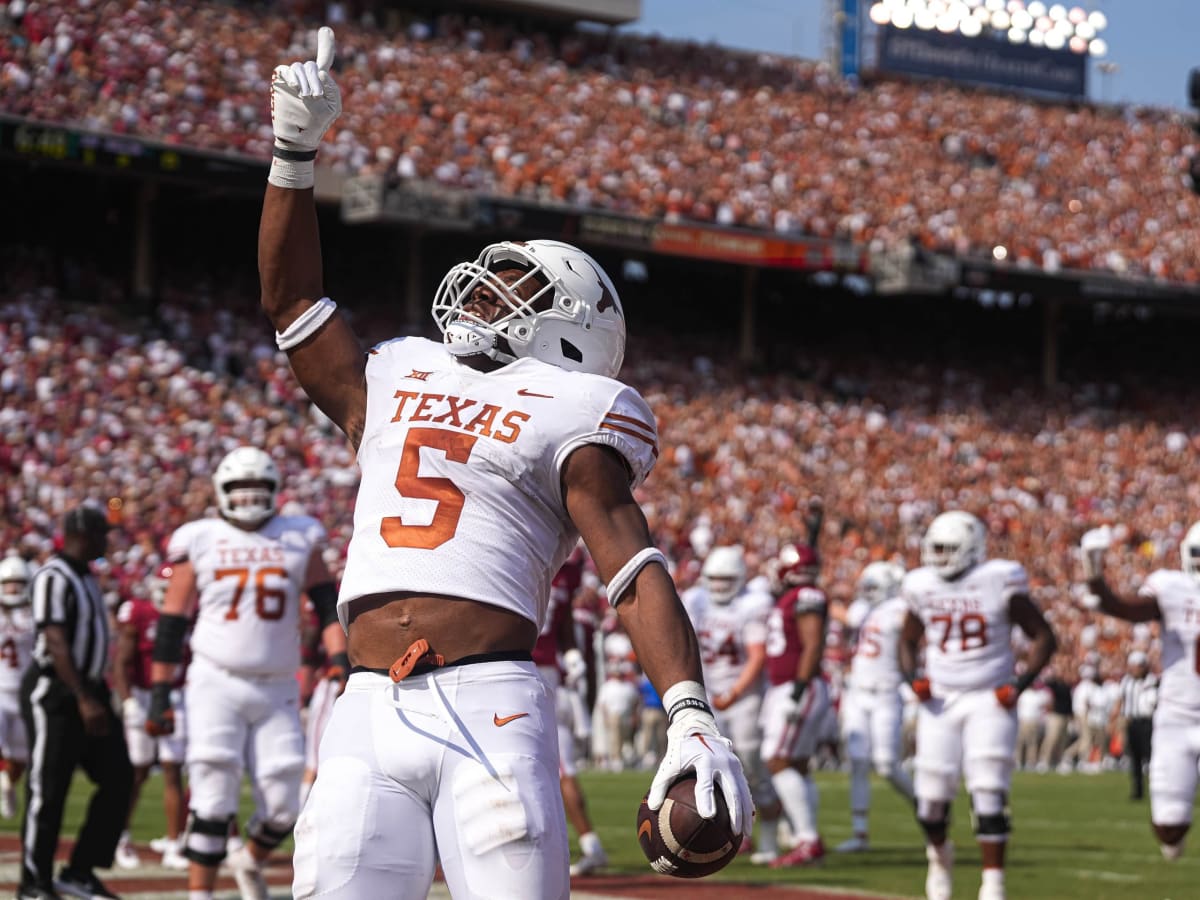 Texas Longhorns Star Bijan Robinson Makes Decision On His Football