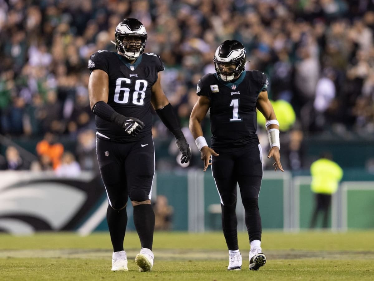 John McMullen: In Eagles first win, Mailata finally turns from