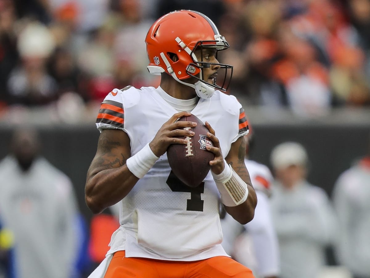 Who scored the first touchdown for the Browns in the 2022 season?