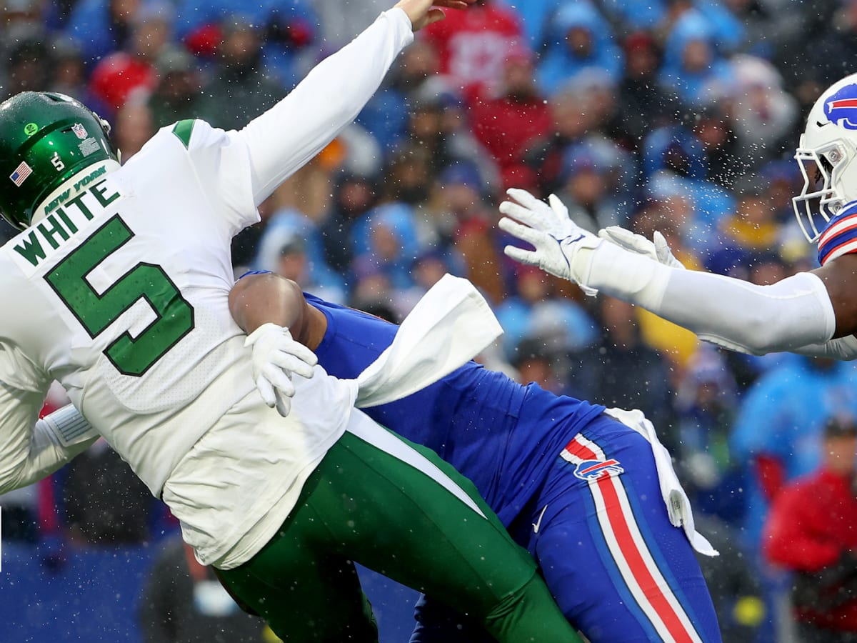 Mike White injury: Jets QB taken to hospital after loss to Bills