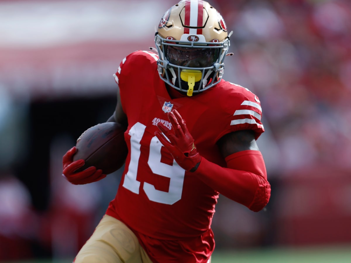 Deebo Samuel injury: 49ers star WR carted off field