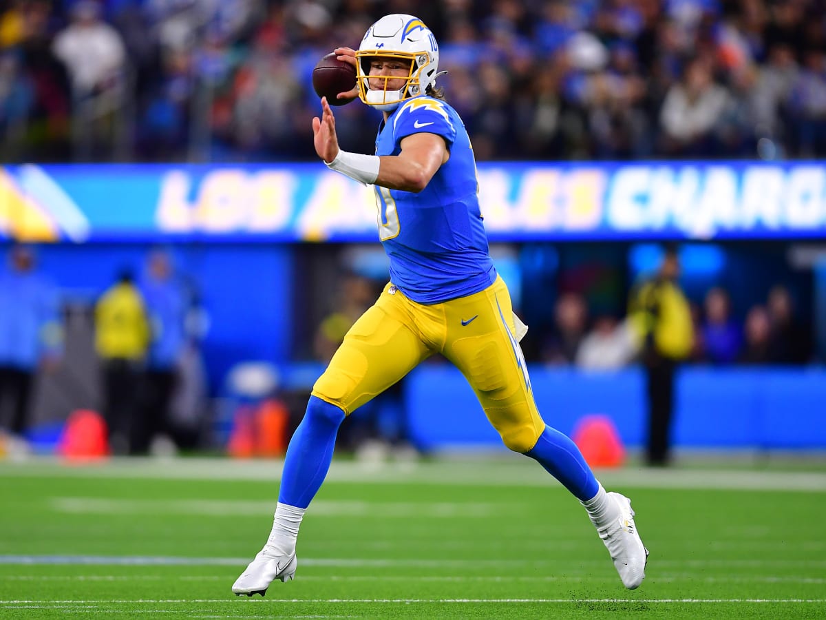 Los Angeles Chargers vs. Miami Dolphins Game Day Betting Odds: Week 14 Point  Spread, Moneyline, Over/Under - Sports Illustrated Los Angeles Chargers  News, Analysis and More