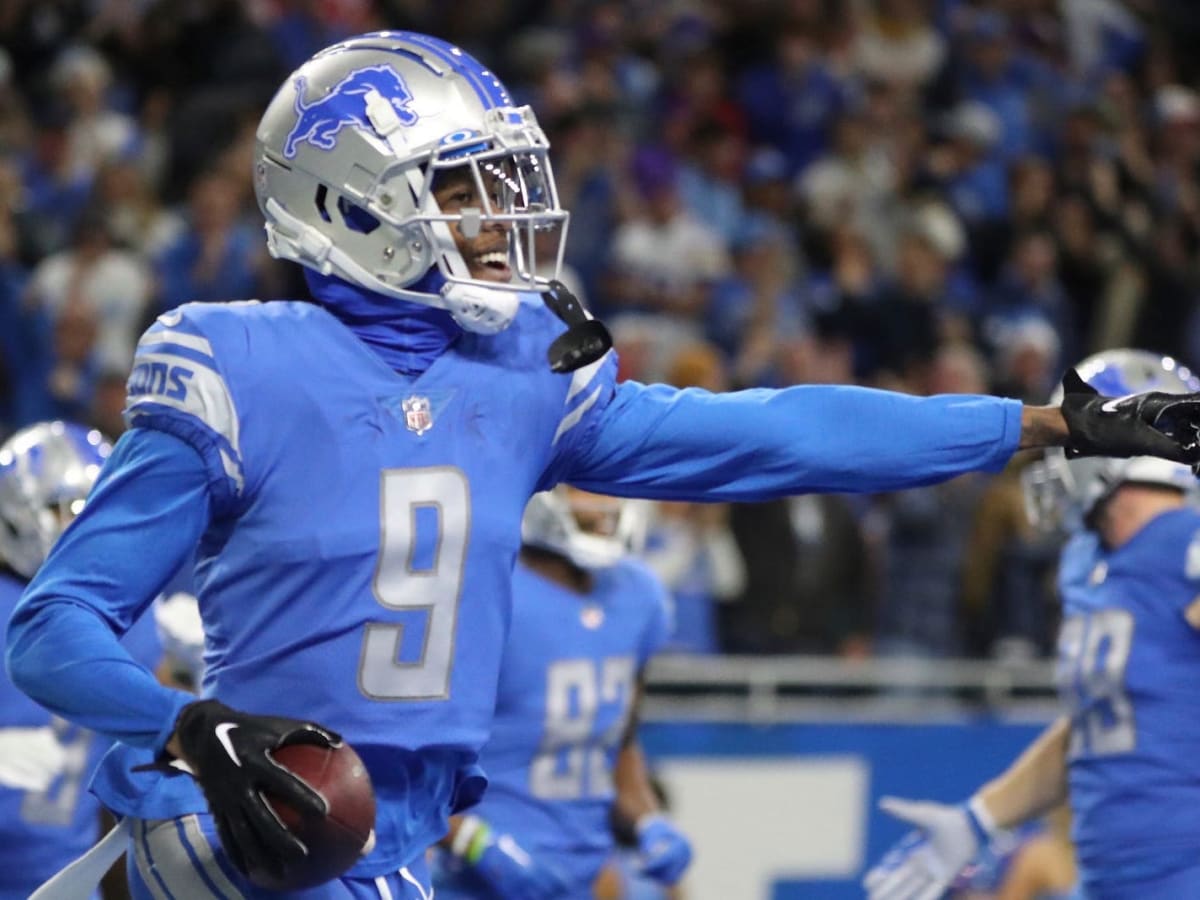 Lions WR Jameson Williams, four others suspended for betting