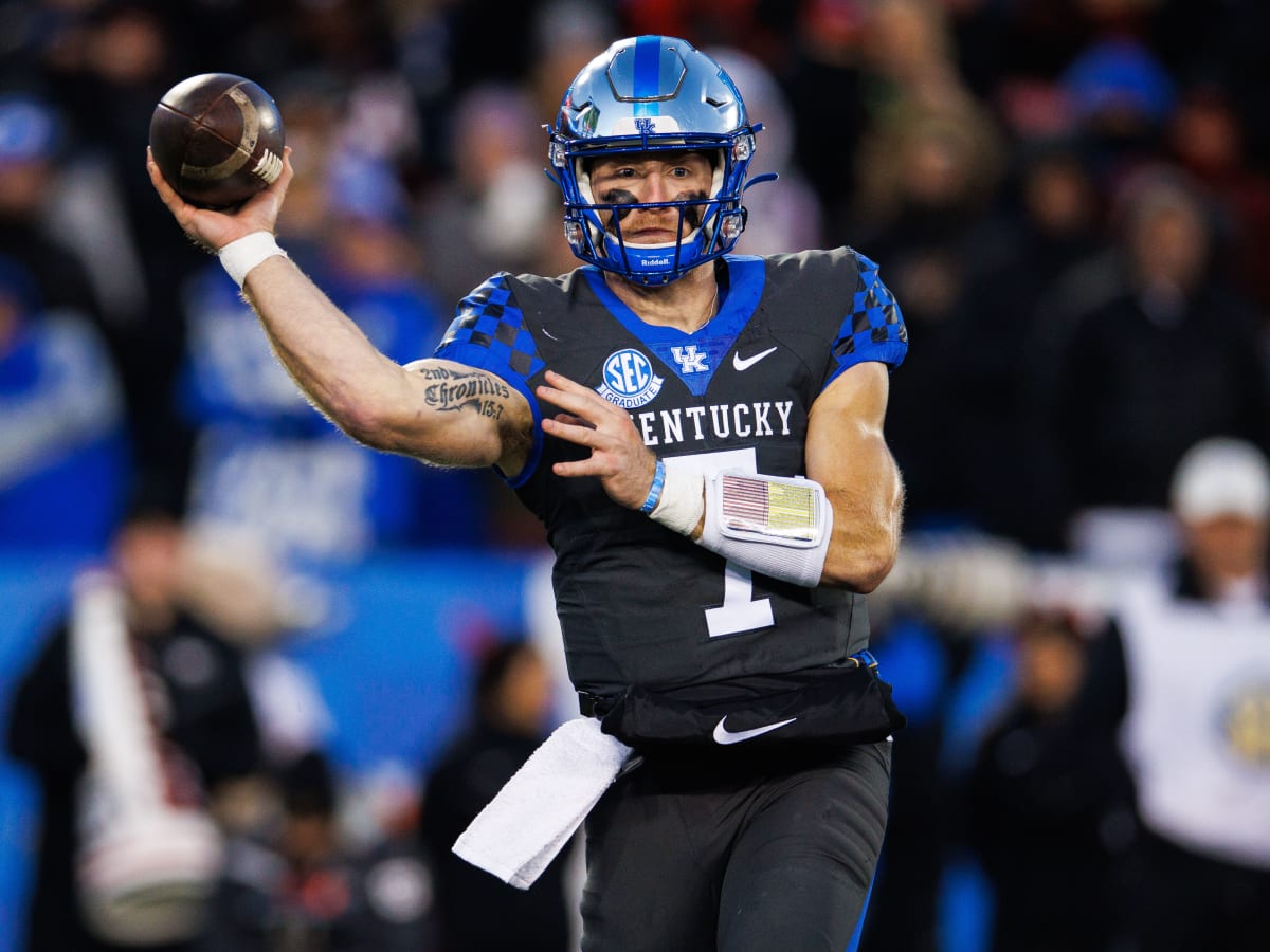 Desmond Ridder Draft Grade: Does New Atlanta Falcons QB Pass The Test? -  Sports Illustrated Atlanta Falcons News, Analysis and More