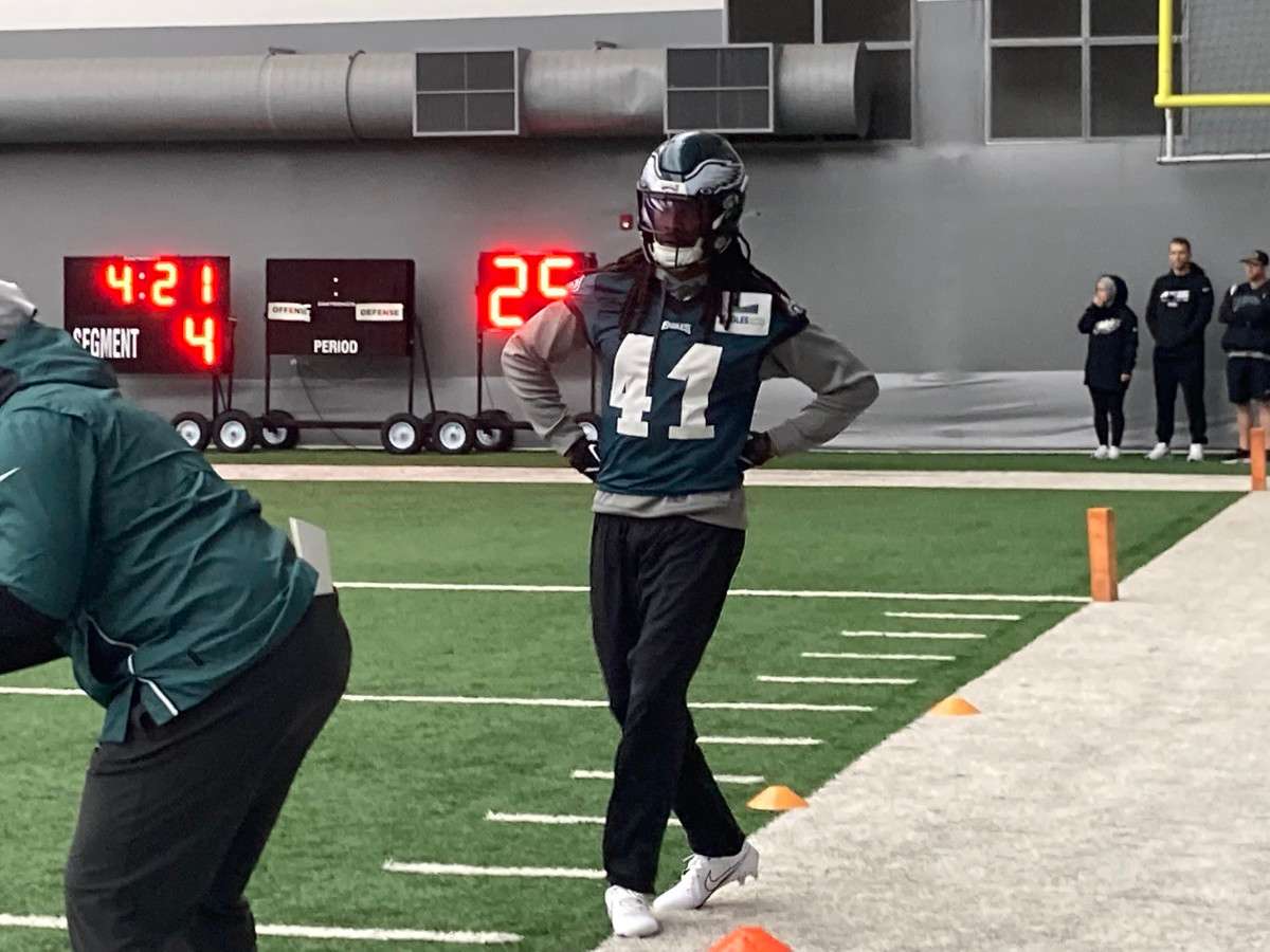 Eagles news: K'Von Wallace has Gannon's support, Anthony Harris' role