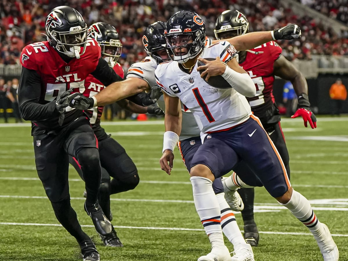 Bears' QB Justin Fields' cleats are headed to Pro Football Hall of Fame –  NBC Sports Chicago