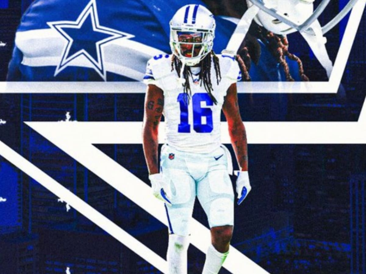 TY Hilton: Locker Room  Dallas Cowboys 2022 