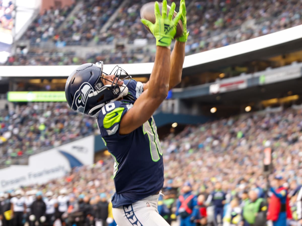 Which Seattle Seahawks WR is Best? DK Metcalf Makes Tyler Lockett Pro Bowl  Argument - Sports Illustrated Seattle Seahawks News, Analysis and More