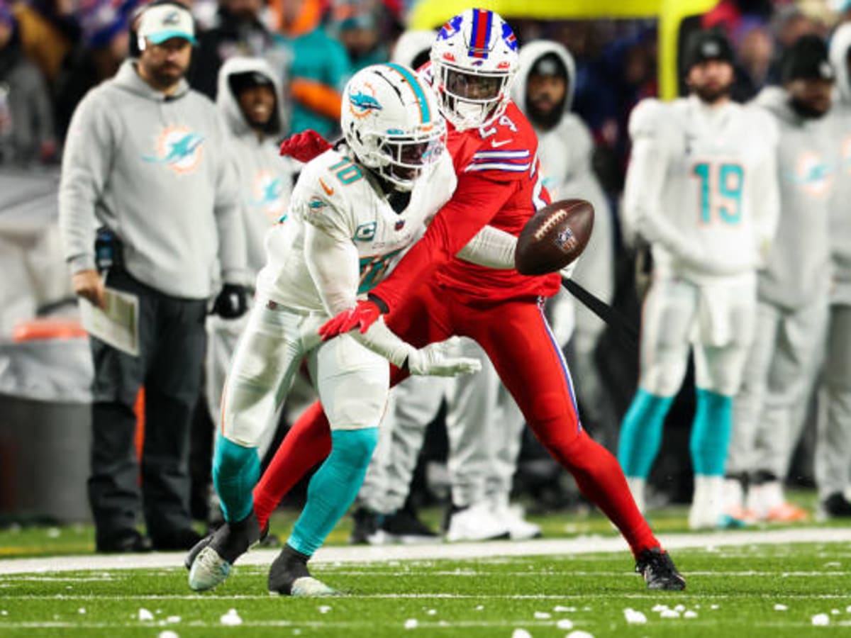 Miami Dolphins WR Tyreek Hill Thrashed By Bills Mafia After Provoking Buffalo  Bills