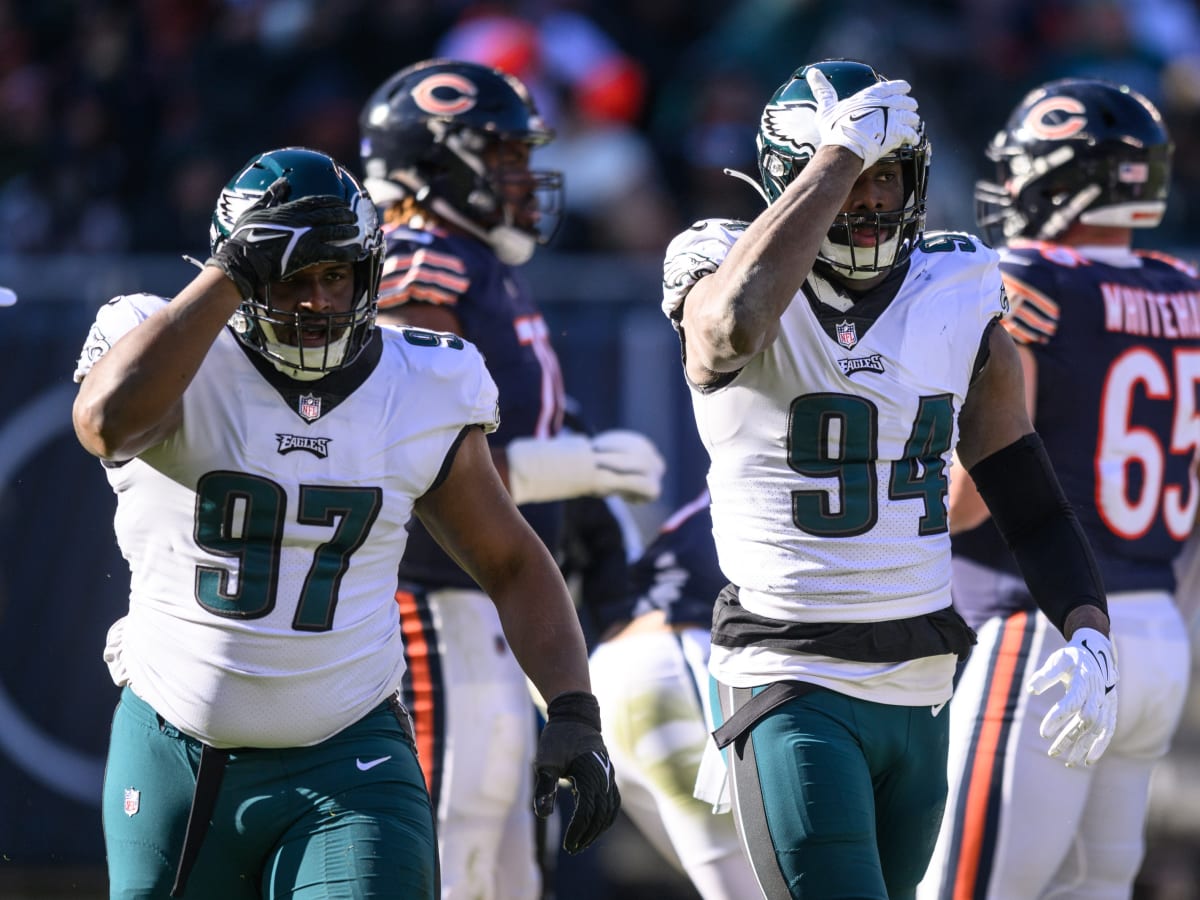 Chicago Bears Fight Hard Till The End But Lose To Philadelphia Eagles  25-20! 