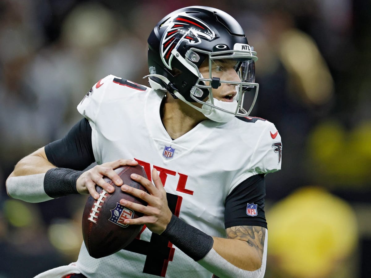 Atlanta Falcons Training Camp: Arthur Smith Reveals Clark Phillips III  Injury Status - Sports Illustrated Atlanta Falcons News, Analysis and More