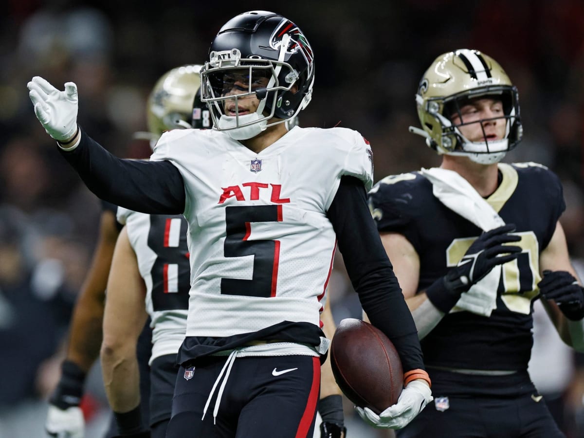 Atlanta Falcons WR Drake London Tapping Into Potential - Sports Illustrated  Atlanta Falcons News, Analysis and More