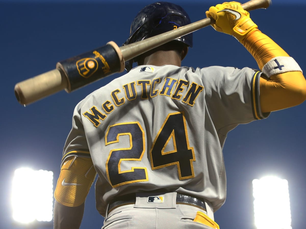 Pirates tease return of fan-favorite McCutchen to Pittsburgh