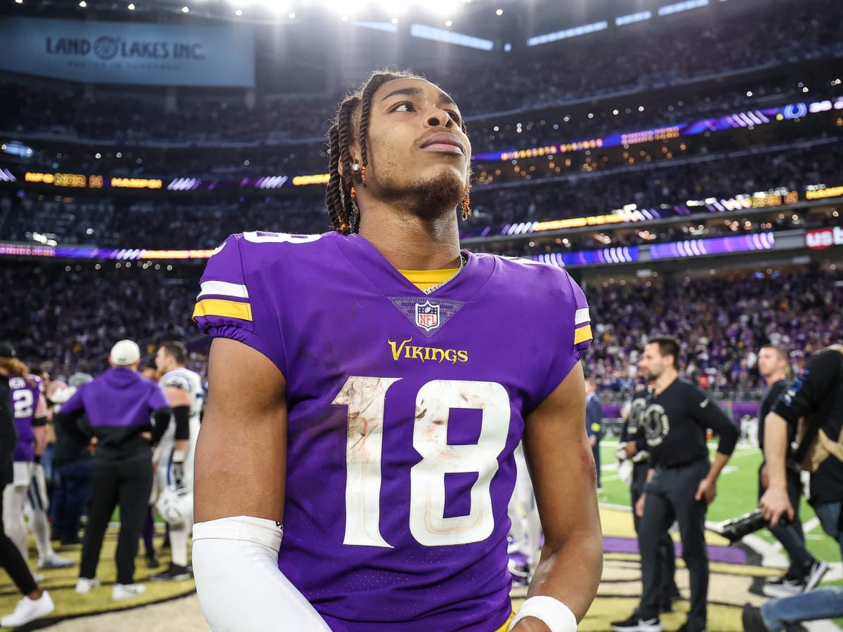 Justin Jefferson moves on from contract talks, sets more records in  Vikings' opener - Sports Illustrated Minnesota Vikings News, Analysis and  More