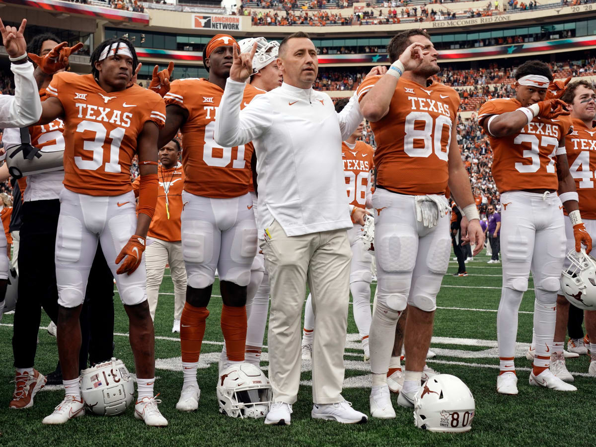 Big 12 Football Power Rankings And Bowl Projections: Week 10 - Sports  Illustrated TCU Killer Frogs News, Analysis and More