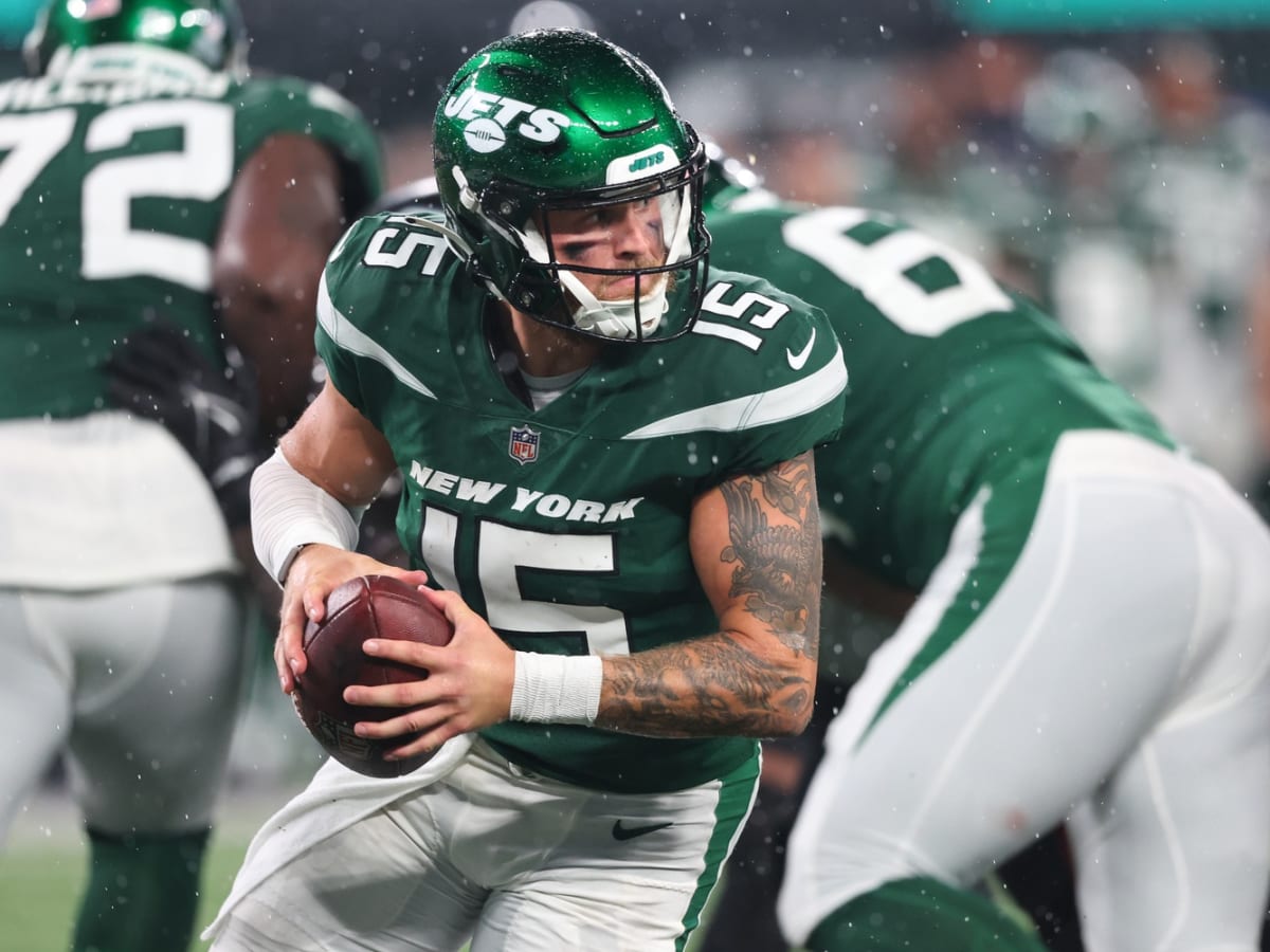 NY Jets activate QB Chris Streveler to back up Zach Wilson